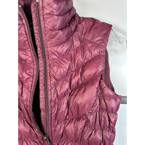 Athleta Vest Womens Maroon Quilted Full Zip Goose Down Insulated Puffer Size XXS - Picture 4 of 10